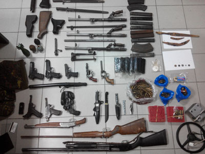 Βρέθηκε οπλοστάσιο σε σπίτι 51χρονου στις Σέρρες